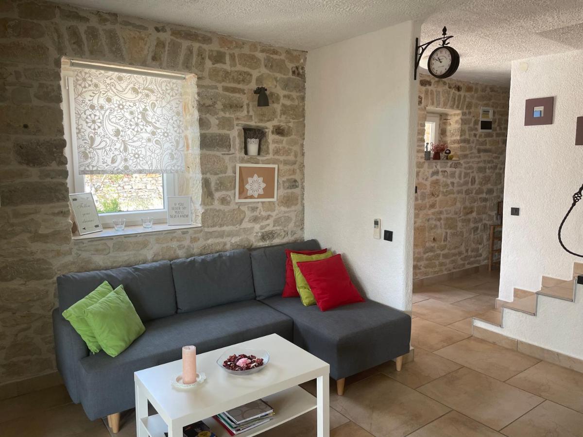 Holiday Home Toma Puljane Exterior foto