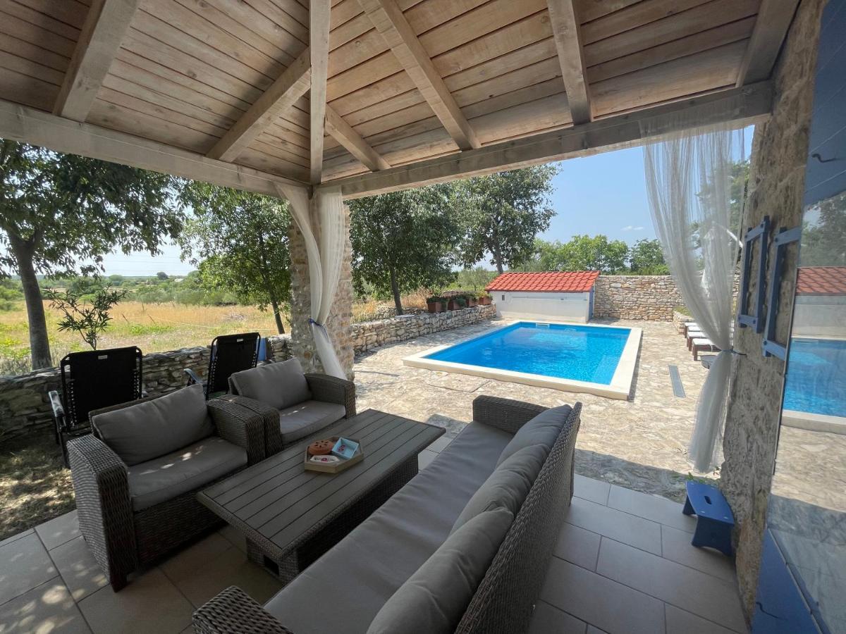 Holiday Home Toma Puljane Exterior foto