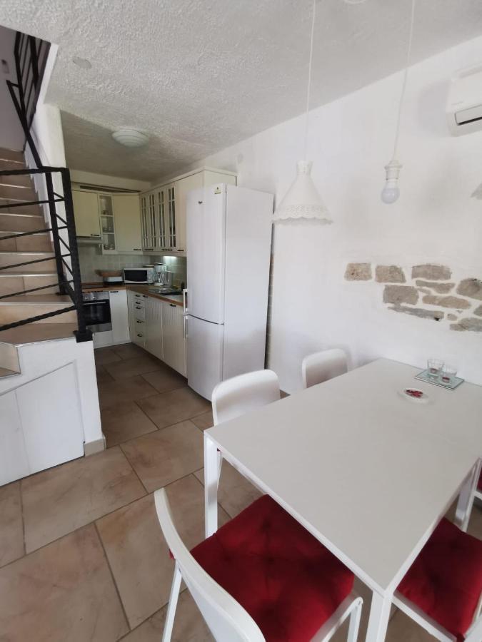 Holiday Home Toma Puljane Exterior foto